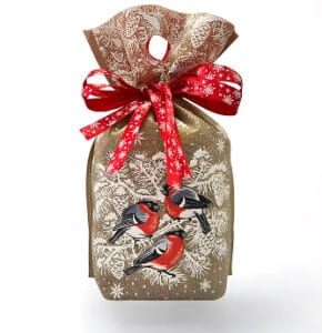 За окошком снегири